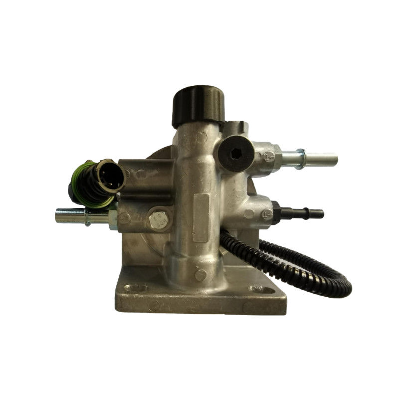 Diesel Filter Head 7421462811 7420951277 For KERAX DXI 11/13 3 Holes Through  KERAX DXI 11/13